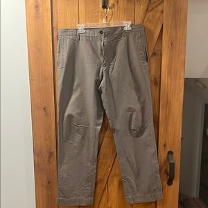 Banana Republic Gray Chinos Straight Leg Cotton Blend